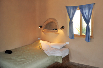 מיטה זוגית מפנקת