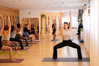 שיעורי יוגה, תנועה, נשימה, הנעה