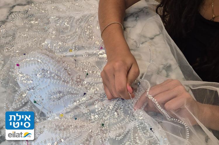 ללמוד את כל שלבי עיצוב האופנה