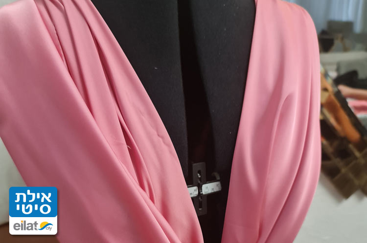 עיצב אופנה ותפירה עם סוזן זוהר