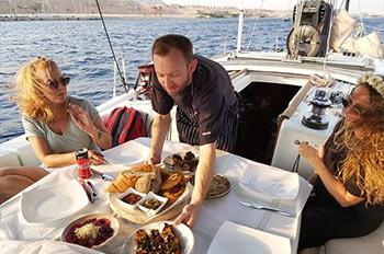 פינוקים על יאכטת סוויטי פאי