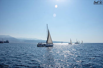 הפלגות במי מפרץ אילת