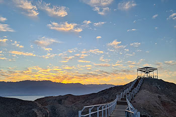 תצפית אל נופי המפרץ והמדבר