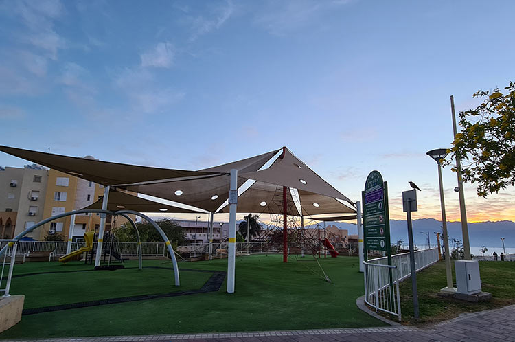 גן משחקים תורמוס אילת