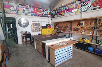 חלל עבודה מרכזי בג'ומה