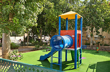 פינת משחק לפעוטות,, גומי דשא רך וצל