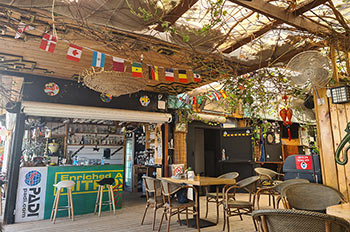 בר, אנשים, אוכל טוב ואווירה