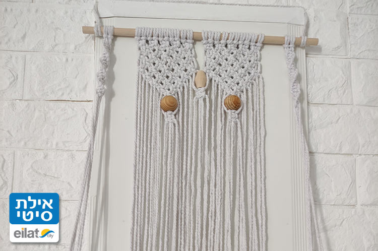 מקרמה, עץ, נייר, חומרים ממוחזרים ועוד