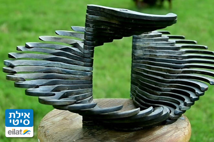 ליאור קטנר – אמן פיסול מתכת קיבוץ סמר