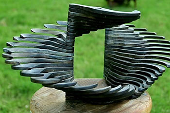 ליאור קטנר – אמן פיסול מתכת קיבוץ סמר