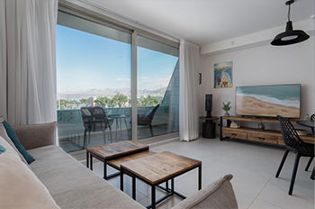 בואו לגלות חופשה נעימה בסי סייד 79