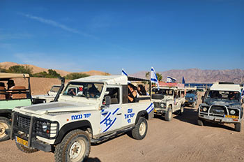 לגלות את המדבר עם אילת טורס ג'יפים