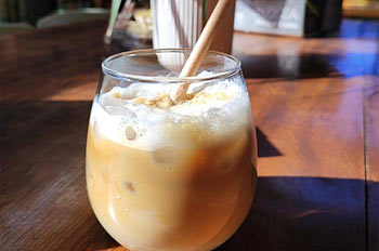 תמרל'ה בקיבוץ - פינה של שלווה