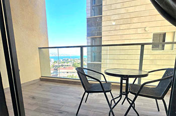 נוף חלומי אל המדבר והמפרץ