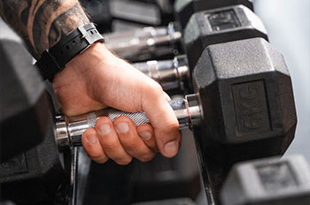 חדר כושר וי אי פי עם רועי