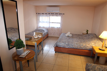 חדר באכסניית הנסיך הקטן אילת