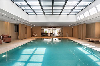 ברכה מקורה ושקטה