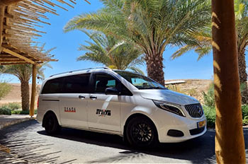 מוניות גדולות להסעות