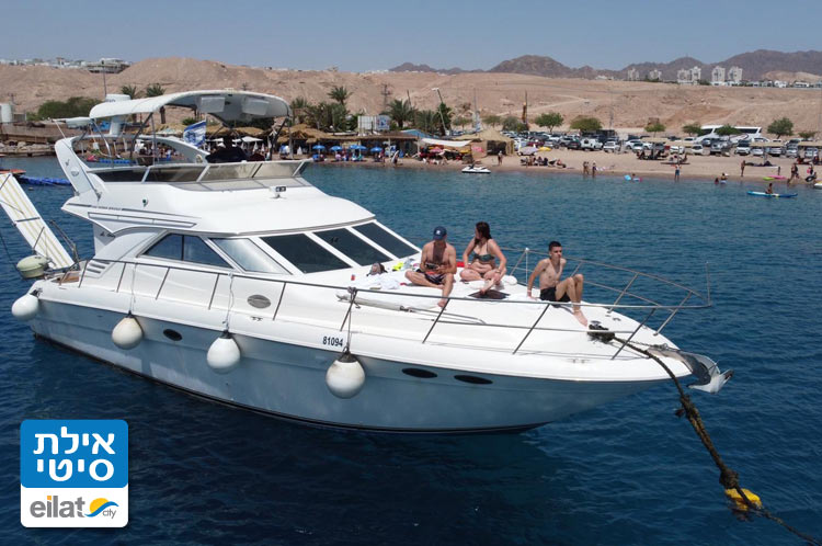 הפלגה מפנקת במפרץ עם יאכטה דניאל