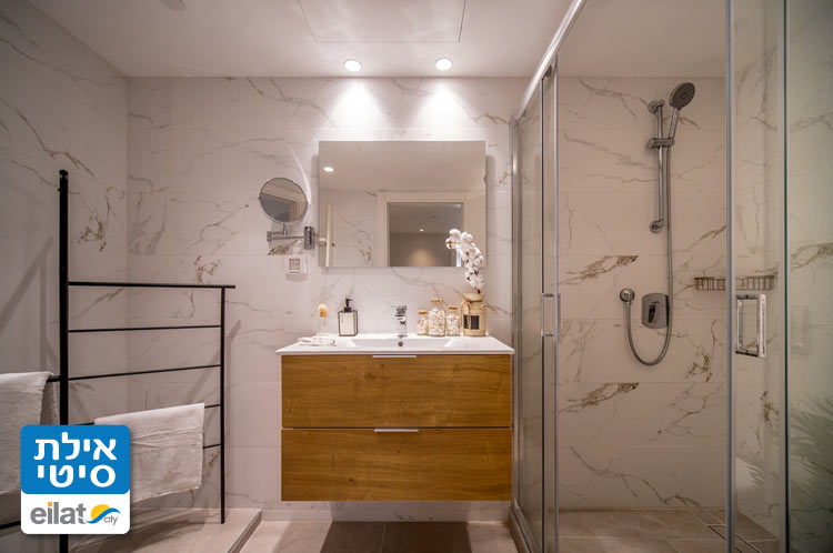 להתפנק בסי סייד סיאסטה