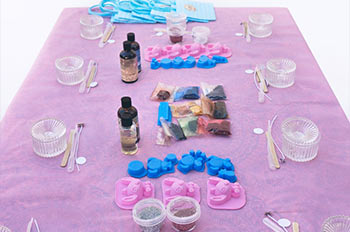 סדנת יצרתית לילדים - יצירת נרות