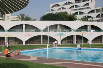 חדרי נופש כוכבה אילת - בריכה בתיאום מראש