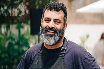 אוכלים מקומי עם השף אוהד לוי בפונדק נאות סמדר