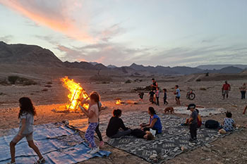 א"ש לילה בקיבוץ אילות