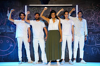 הצגה - "אנפרנד" / תיאטרון אלעד