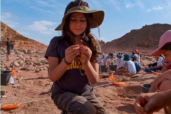 חפירות ארכיאולוגיות - חנוכה בפארק תמנע