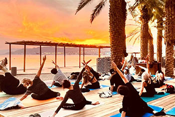 יוגה Flow מול הים - אימוני נעים באילת