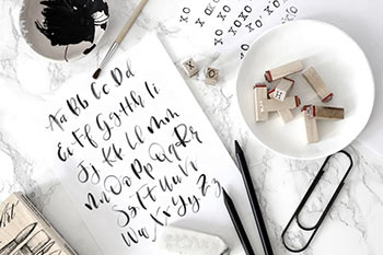 סדנת קליגרפיה בגלריה לאומנות