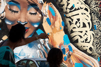 משפחה מציירת – סיור אומנות לכל המשפחה