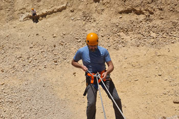 אתגר מדברי - סנפלינג בנחל יהושפט