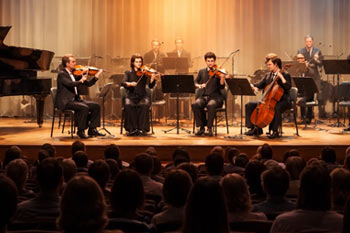 קונצרט - ״נשיקה צרפתית״ (קשת של צלילים)