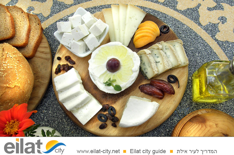 פונדק נאות סמדר קיבוץ נאות סמדר - מחלבה ויקב אורגניים